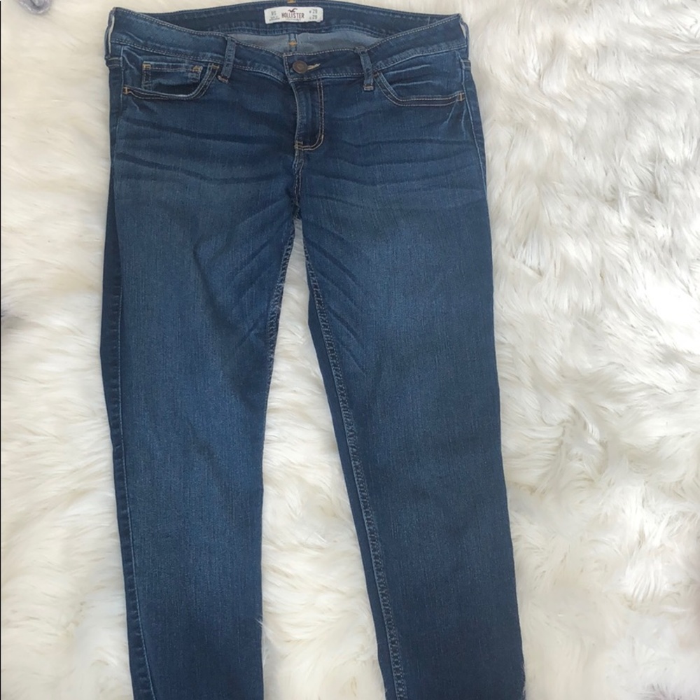 Hollister skinny jeans. - Picture 1 of 3